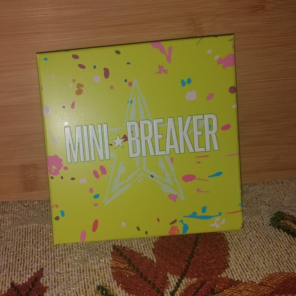 LAST ONE BNIB Jeffree Star Mini Breaker
